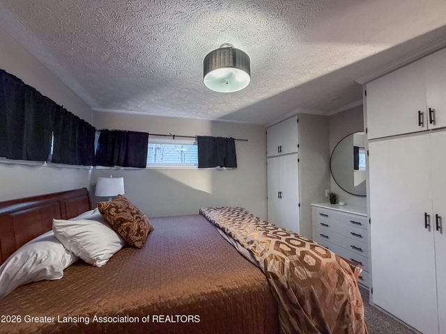 1003 W Grand River Avenue, East Lansing, MI 48823