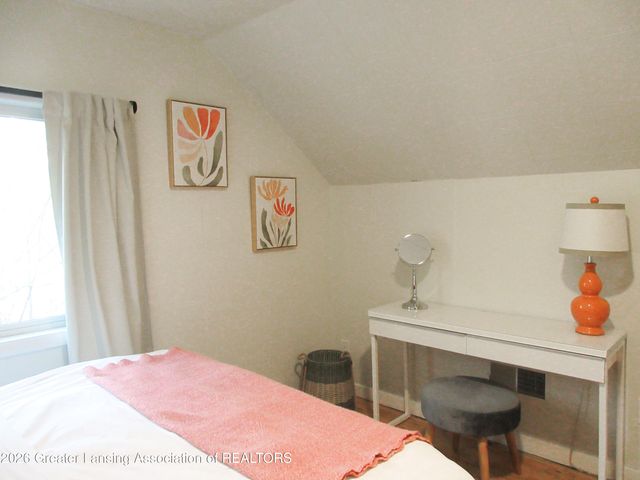 1003 W Grand River Avenue, East Lansing, MI 48823