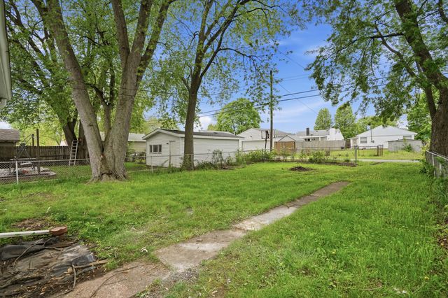 30 N Delaware Street, Hobart, IN 46342
