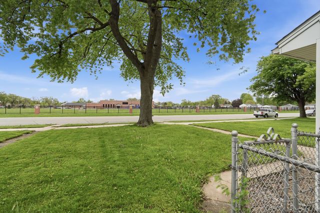 30 N Delaware Street, Hobart, IN 46342