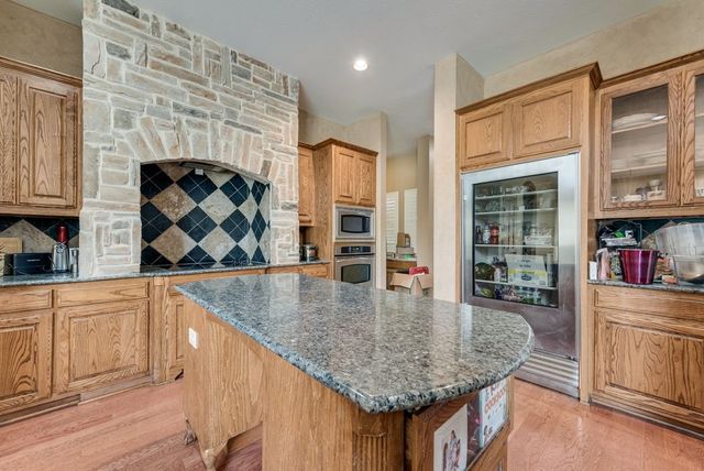 663 Links View Court, Grand Prairie, TX 75052