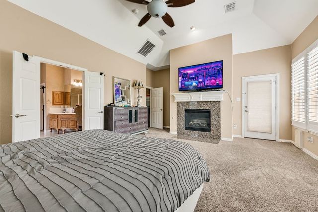663 Links View Court, Grand Prairie, TX 75052