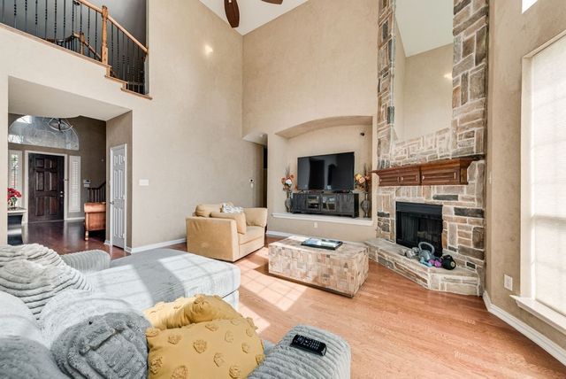 663 Links View Court, Grand Prairie, TX 75052