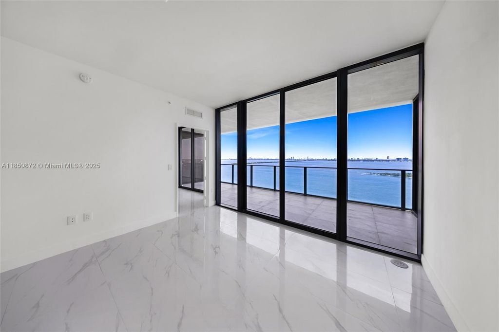 700 NE 24 Street 2306, Miami, FL 33137