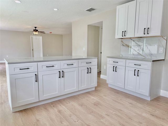 34 LLOLEETA PATH, Palm Coast, FL 32164