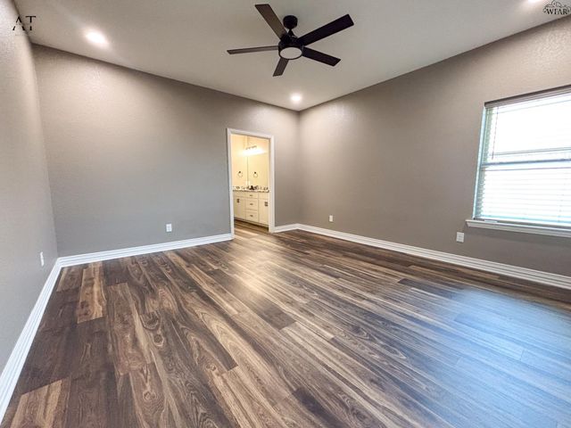 1433 AMHERST STREET, Burkburnett, TX 76354