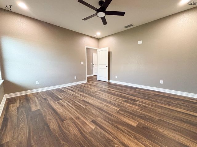 1433 AMHERST STREET, Burkburnett, TX 76354