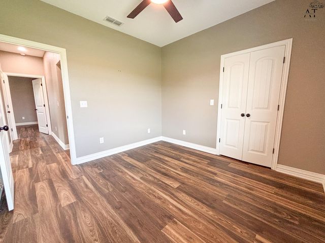 1433 AMHERST STREET, Burkburnett, TX 76354