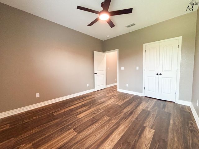 1433 AMHERST STREET, Burkburnett, TX 76354