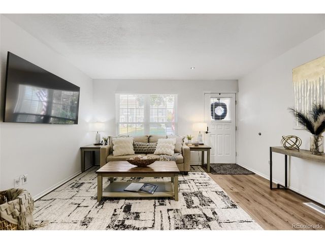 10742 Foxwood Ct, Parker, CO 80138