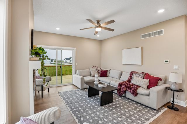 2709 14th Street NE, Bondurant, IA 50035