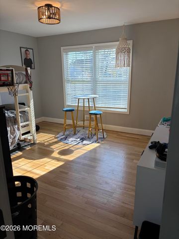 209 Gilford Avenue, Island Heights, NJ 08732