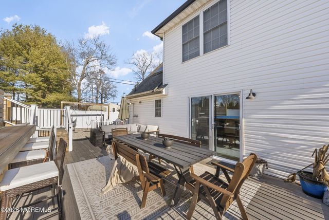 209 Gilford Avenue, Island Heights, NJ 08732