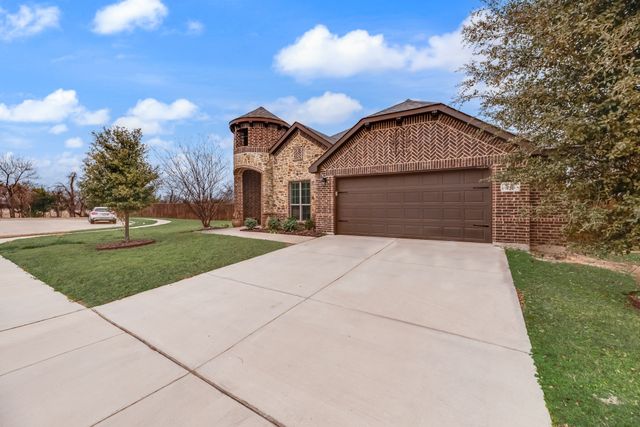 316 Primrose Court, Glenn Heights, TX 75154