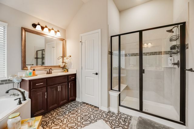 316 Primrose Court, Glenn Heights, TX 75154