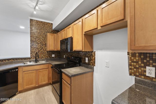 5400 E Williams Blvd Apt 3108, Tucson, AZ 85711