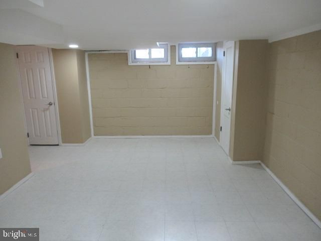 1421 CARL MILLER BLVD, Camden, NJ 08104