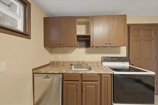 221 W 13th Street, Newport, KY 41071