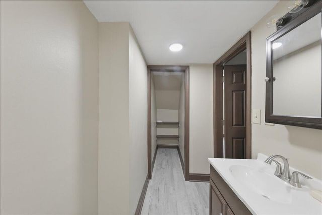 221 W 13th Street, Newport, KY 41071