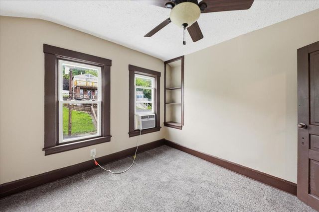 221 W 13th Street, Newport, KY 41071