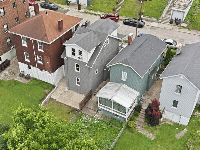 221 W 13th Street, Newport, KY 41071