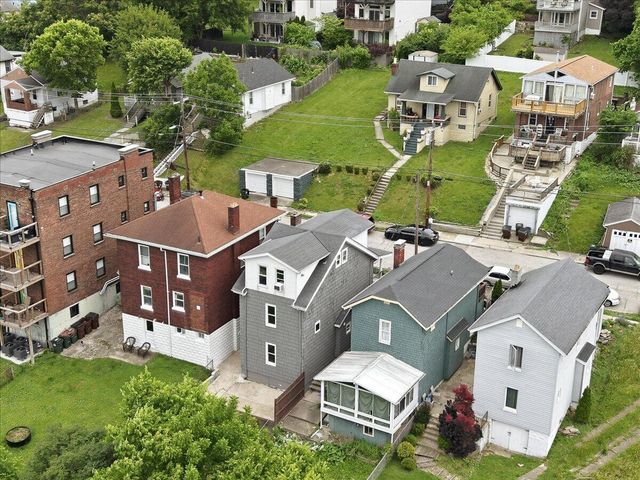 221 W 13th Street, Newport, KY 41071