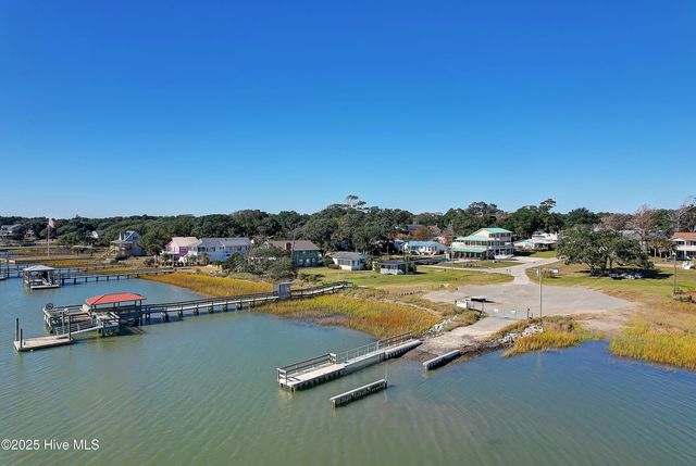 2018 Marsh Acres Court, Supply, NC 28462