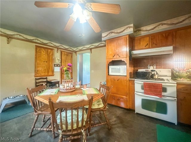 7706 State Route 46, Cortland, OH 44410