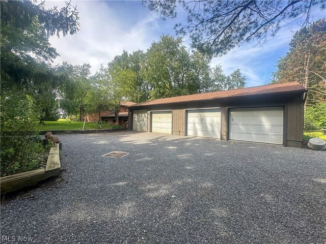 7706 State Route 46, Cortland, OH 44410