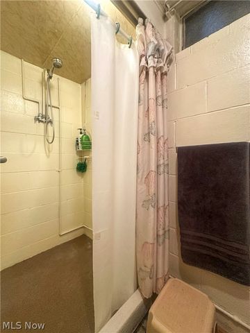 7706 State Route 46, Cortland, OH 44410