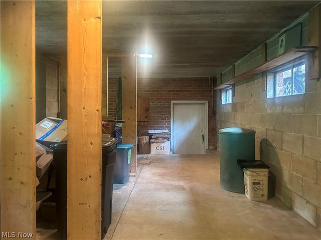 7706 State Route 46, Cortland, OH 44410