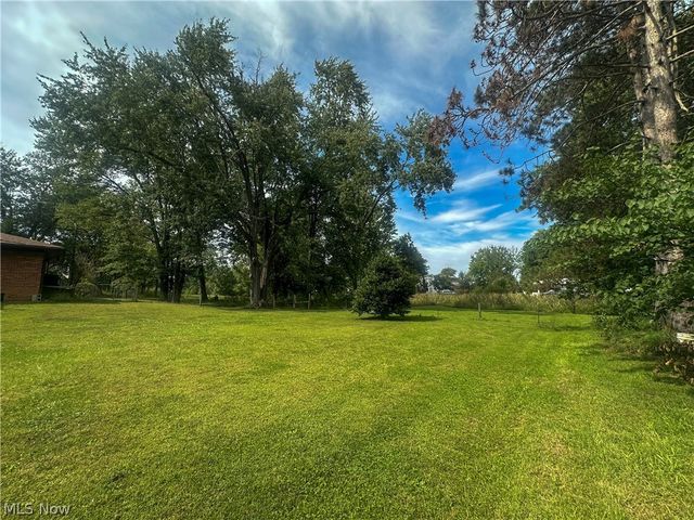 7706 State Route 46, Cortland, OH 44410
