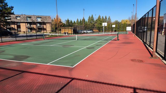 8 Oak Creek Drive 1803, Buffalo Grove, IL 60089