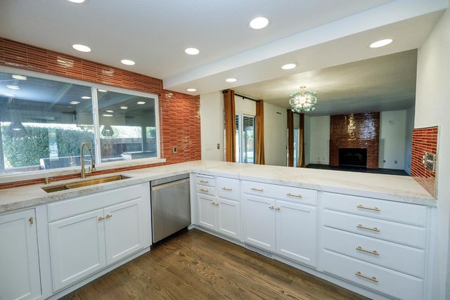 1730 Sylvia Ct, Turlock, CA 95382