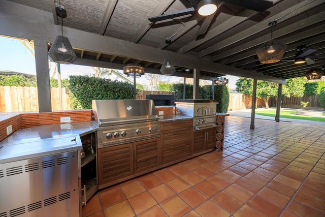 1730 Sylvia Ct, Turlock, CA 95382