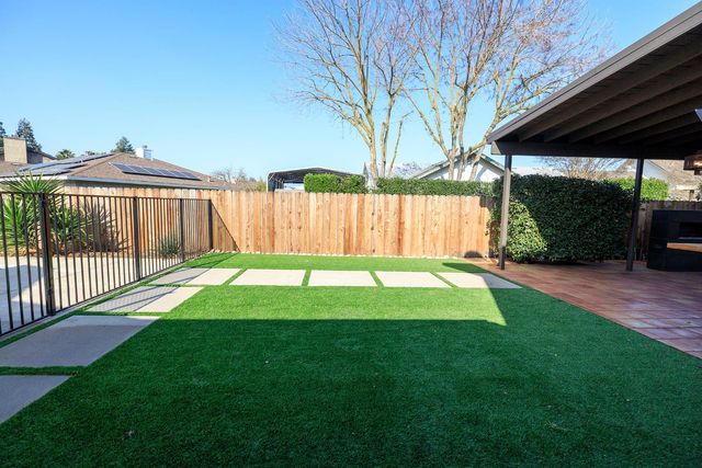 1730 Sylvia Ct, Turlock, CA 95382