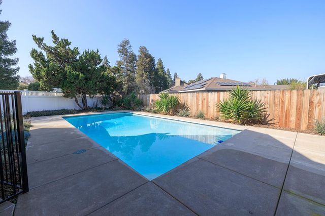 1730 Sylvia Ct, Turlock, CA 95382