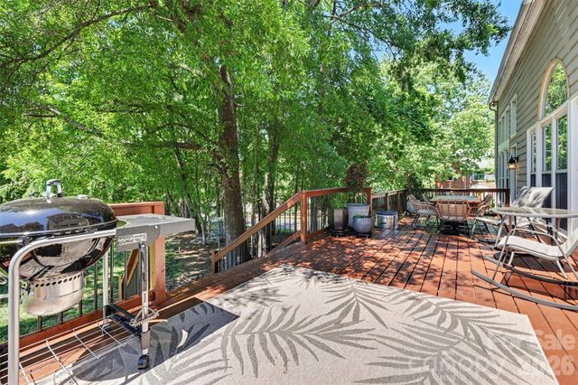6213 Knightsgate Court, Charlotte, NC 28269