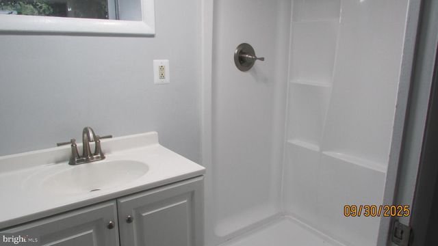 8308 POTOMAC AVE, College Park, MD 20740