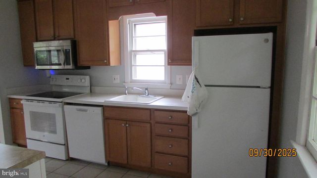 8308 POTOMAC AVE, College Park, MD 20740