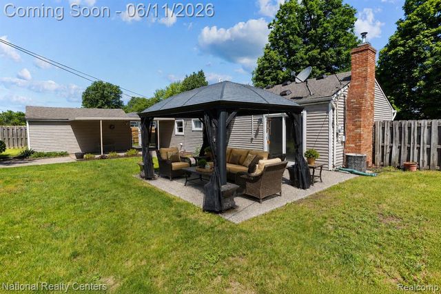 5191 Lynsue Lane, Waterford, MI 48327