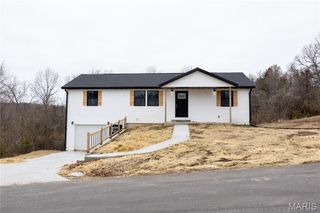 24401 Trolly Lane, St Robert, MO 65459