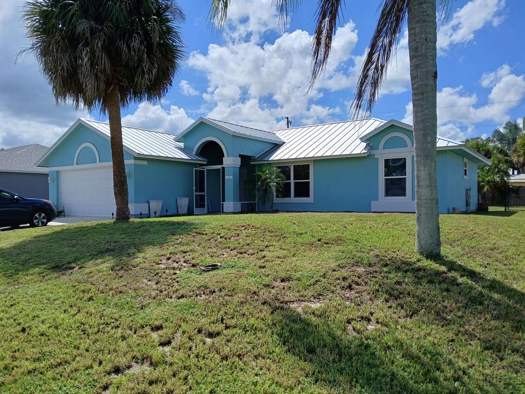 4522 Floral Street, Port St. Lucie, FL 34953