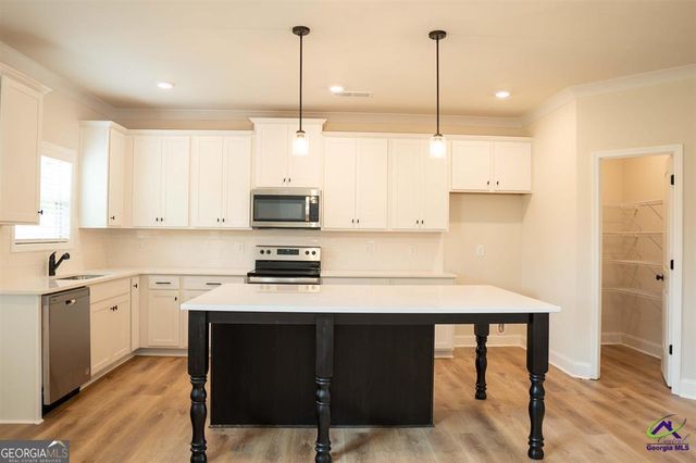 119 Bluecoat Trail, Byron, GA 31008