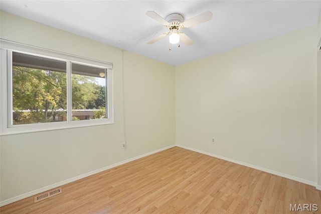 1355 Hampton Rd B, St Charles, MO 63303