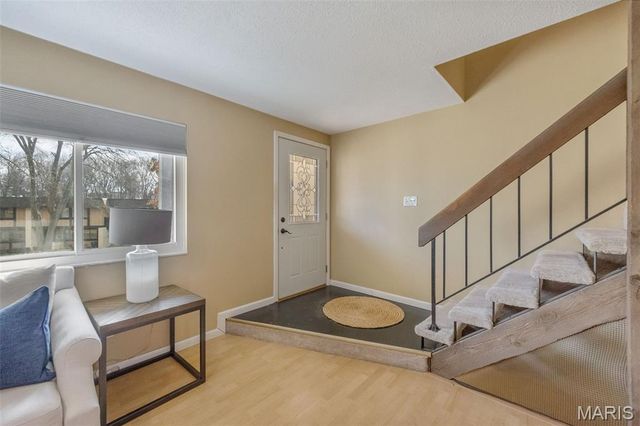 1355 Hampton Rd B, St Charles, MO 63303