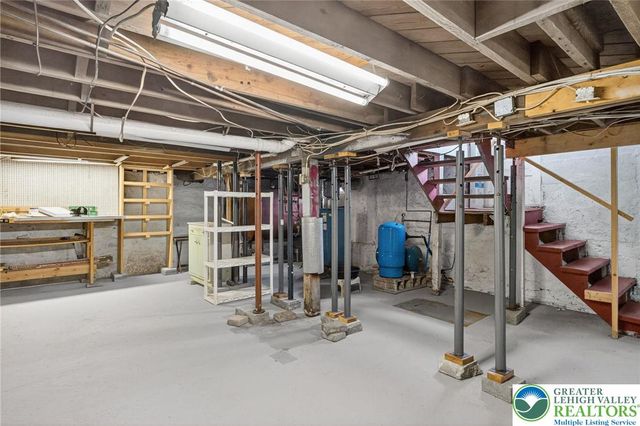 570 Main Street, Coolbaugh Twp, PA 18466