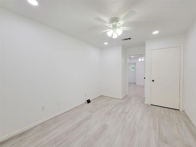 5654 Cheena, Houston, TX 77096