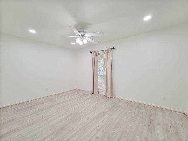 5654 Cheena, Houston, TX 77096