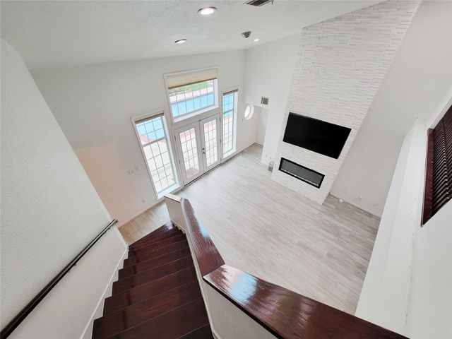 5654 Cheena, Houston, TX 77096